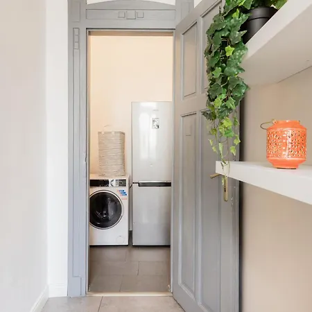 Pastel Dream 3br Gem Artful Spacious Budapesta
