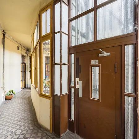 Pastel Dream 3br Gem Artful Spacious