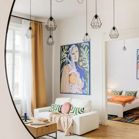 Pastel Dream 3br Gem Artful Spacious Budapesta