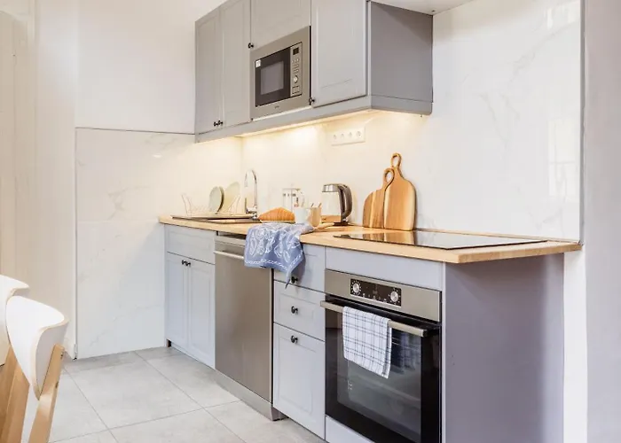 Апартаменты Pastel Dream 3br Gem Artful Spacious *