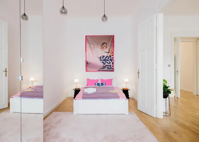 Pastel Dream 3br Gem Artful Spacious Будапешт