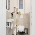 Pastel Dream 3br Gem Artful Spacious דירה בודפשט