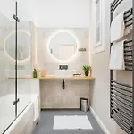 Pastel Dream 3br Gem Artful Spacious * בודפשט