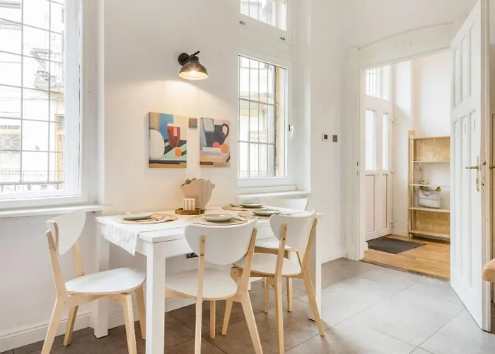 Pastel Dream 3br Gem Artful Spacious Apartmán